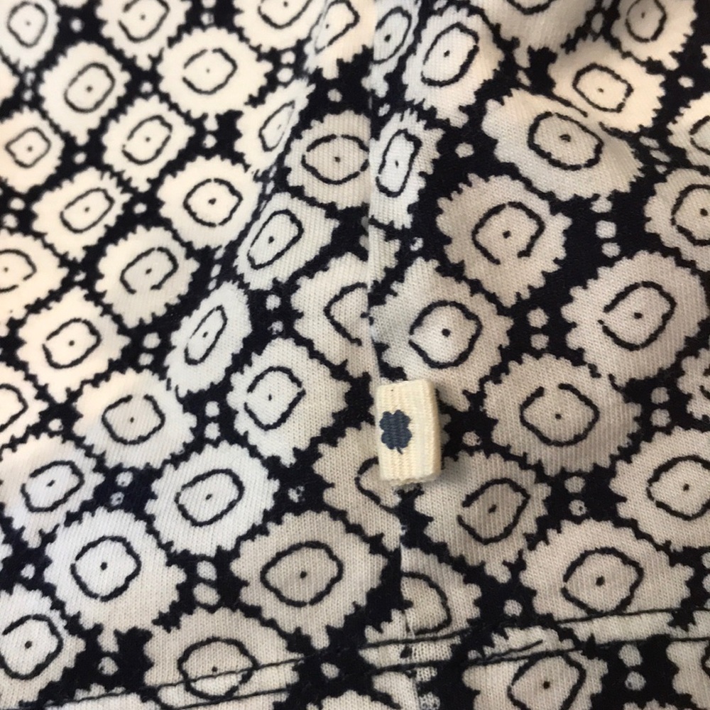 Like new Lucky Brand top - Picture 3 of 8